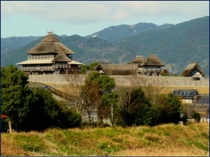 �g�샖����Ղ̉��{�Ɩ��������Q